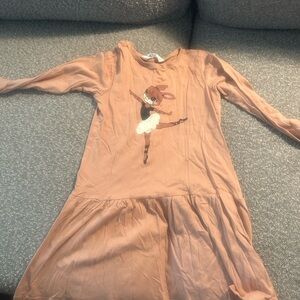 H&M Girls sz 7. Adorable Ballet Bunny Tan Kids Long Sleeve T Shirt Dress.